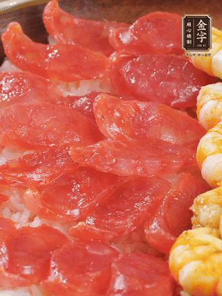 加白灼菜心，淋煲仔醬油